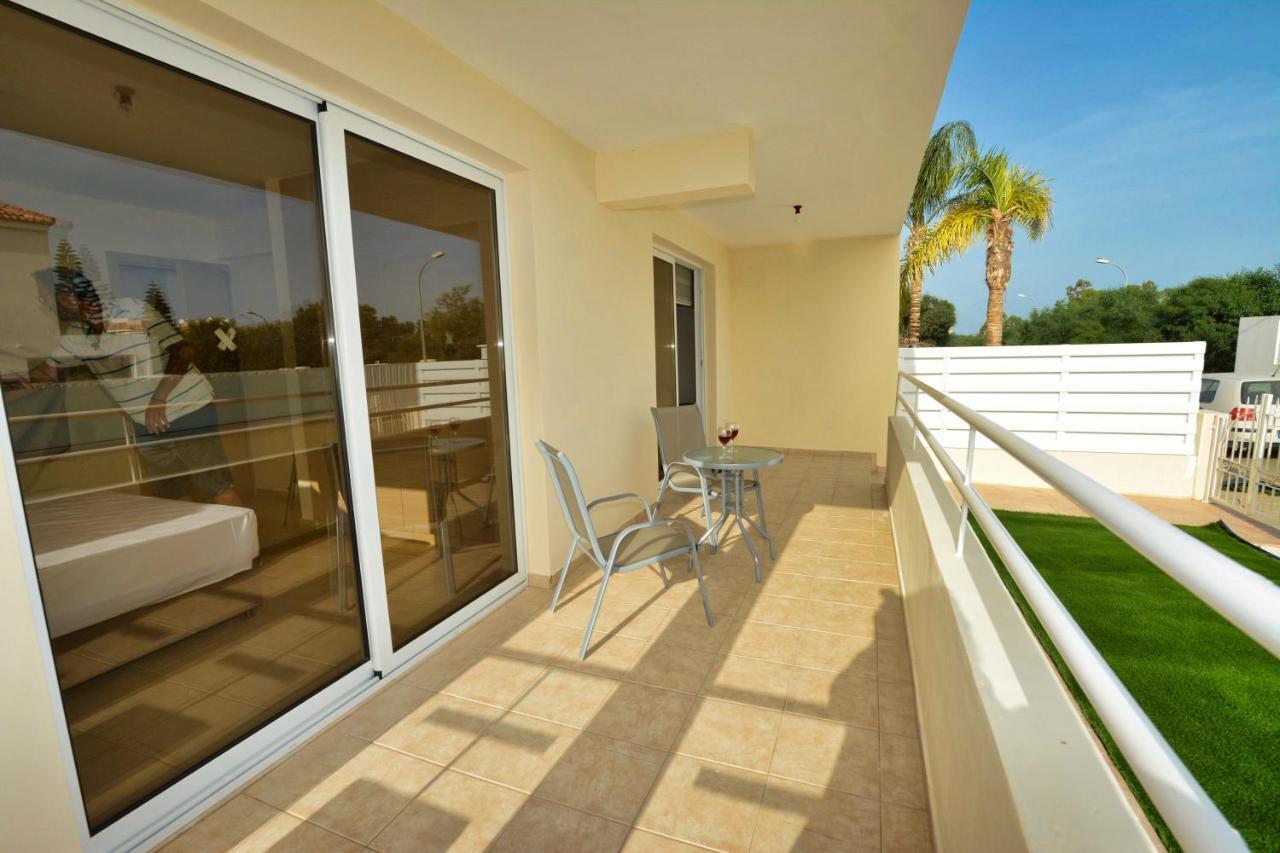 Nissi Martha Apartment Ayia Napa Exteriér fotografie